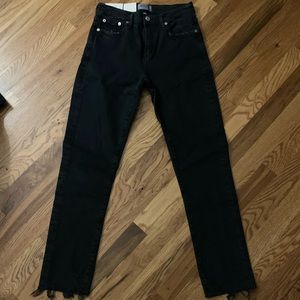 AGOLDE Toni Fray Hem Straight Leg in Feral wash size 25